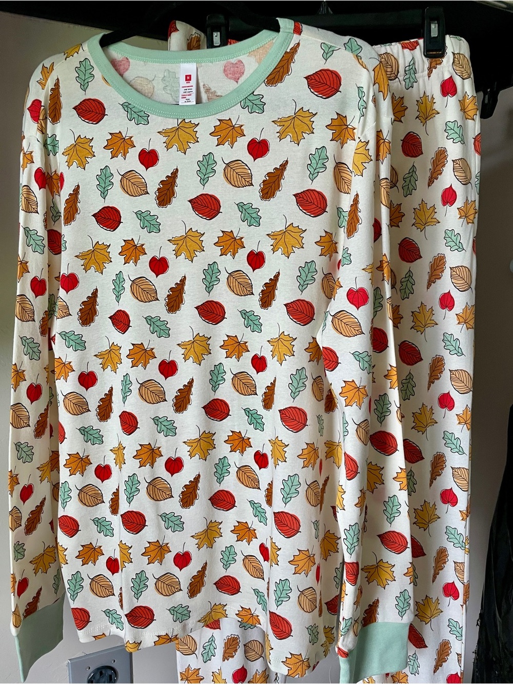 NWOT. Autumn Leaf Print Pajama Set - Mint Trim